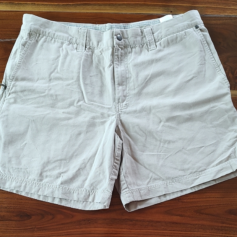 Men's Casual Tan Shorts
